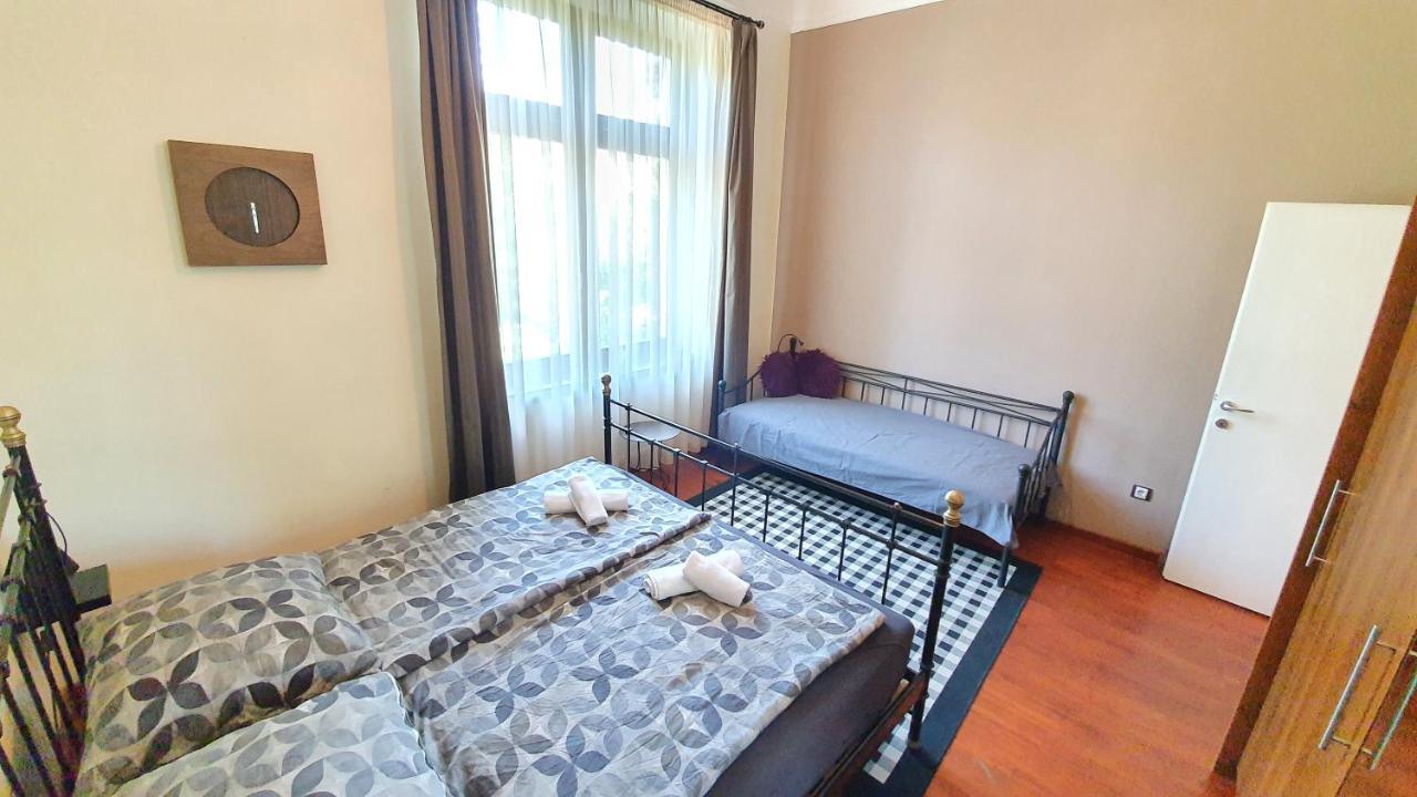 Deák Apartman Sopron Exterior foto